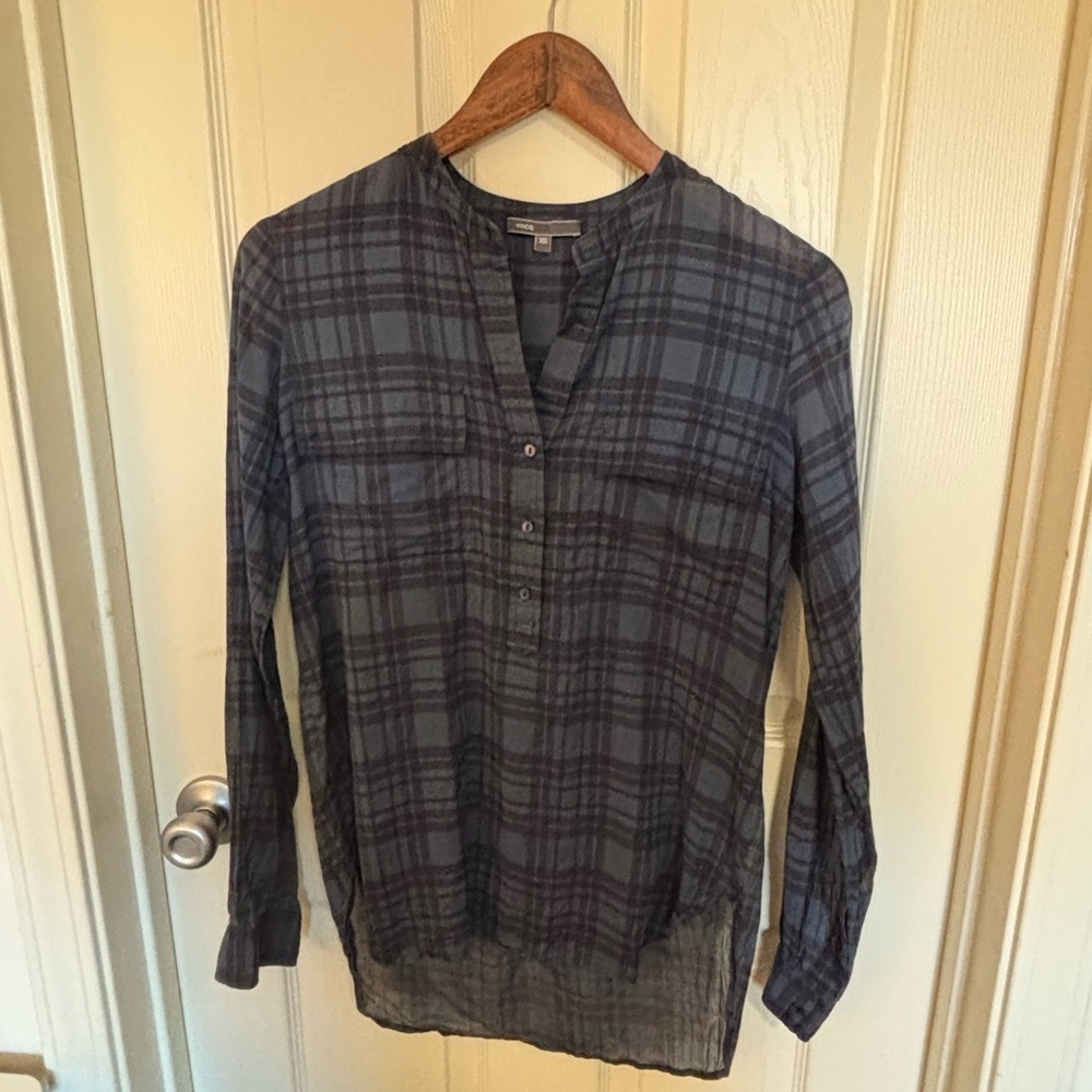 VINCE Plaid Split Neck Popover Blouse XS Navy Blue Lightweight Semi Sheer - Picture 4 of 7